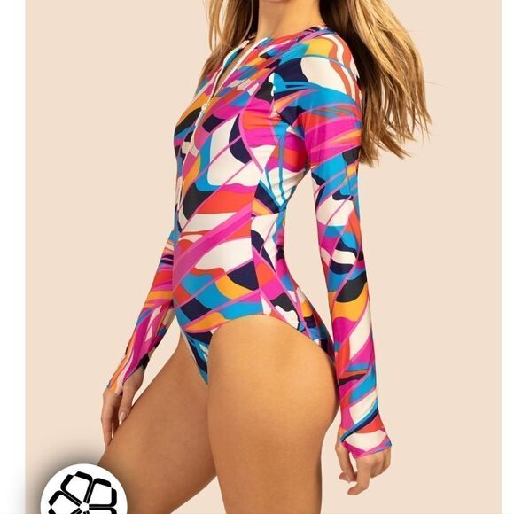 NEW 2023 TRINA TURK RIO ZIP-UP PADDLE SUIT RASH GUARD SWIMSUIT SIZE XLAR… - Picture 5 of 16